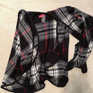 Women’s plaid vest/poncho one size